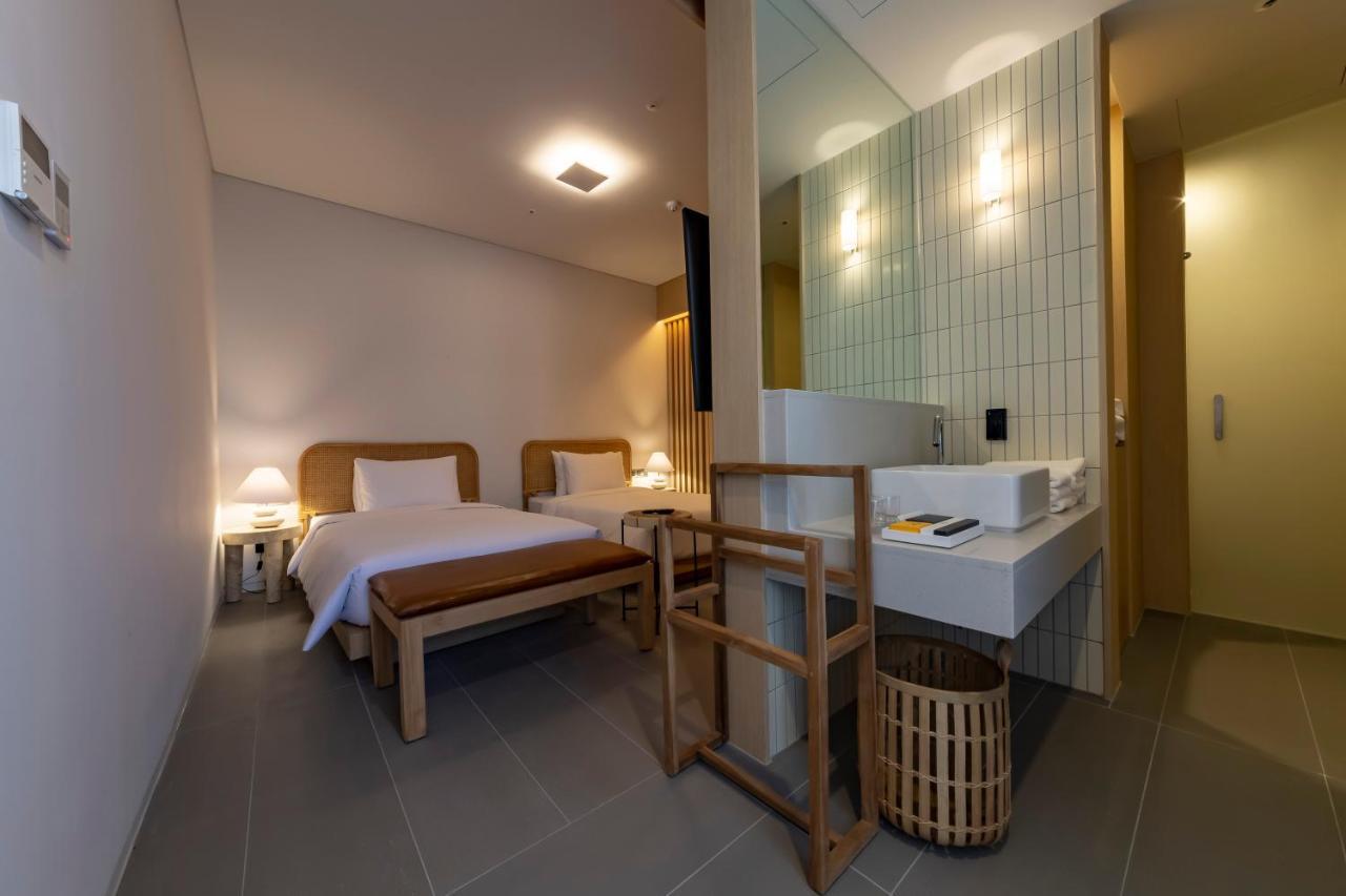 Hound Hotel Haeundae Signature Busan Exteriör bild
