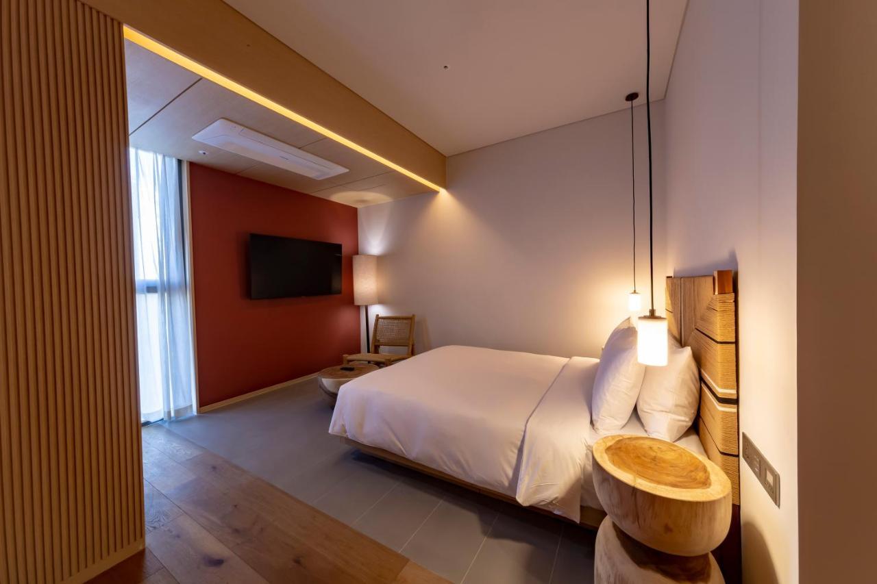 Hound Hotel Haeundae Signature Busan Exteriör bild