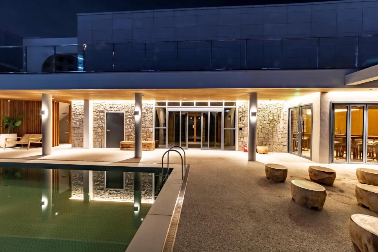 Hound Hotel Haeundae Signature Busan Exteriör bild