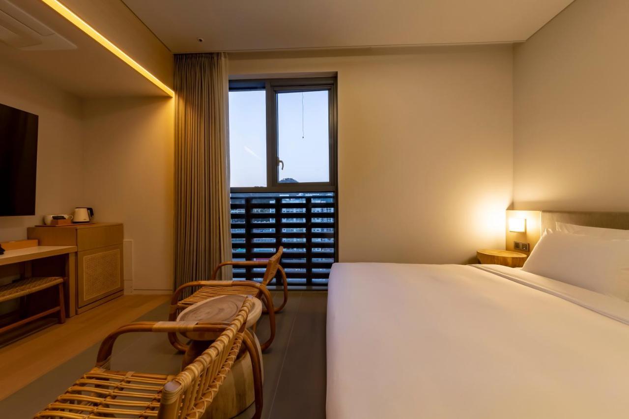 Hound Hotel Haeundae Signature Busan Exteriör bild