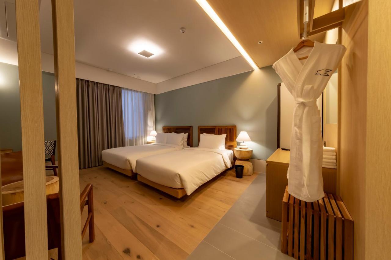 Hound Hotel Haeundae Signature Busan Exteriör bild