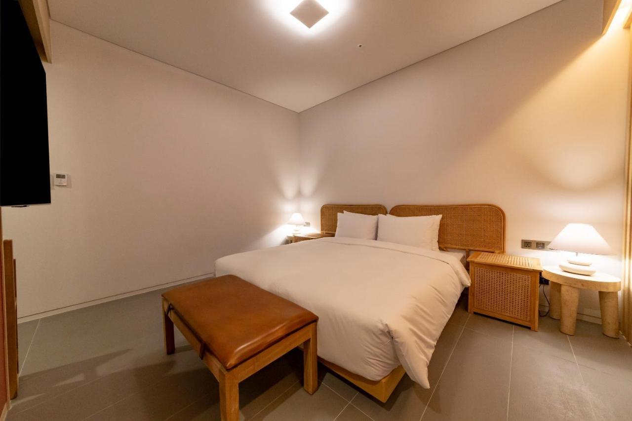 Hound Hotel Haeundae Signature Busan Exteriör bild